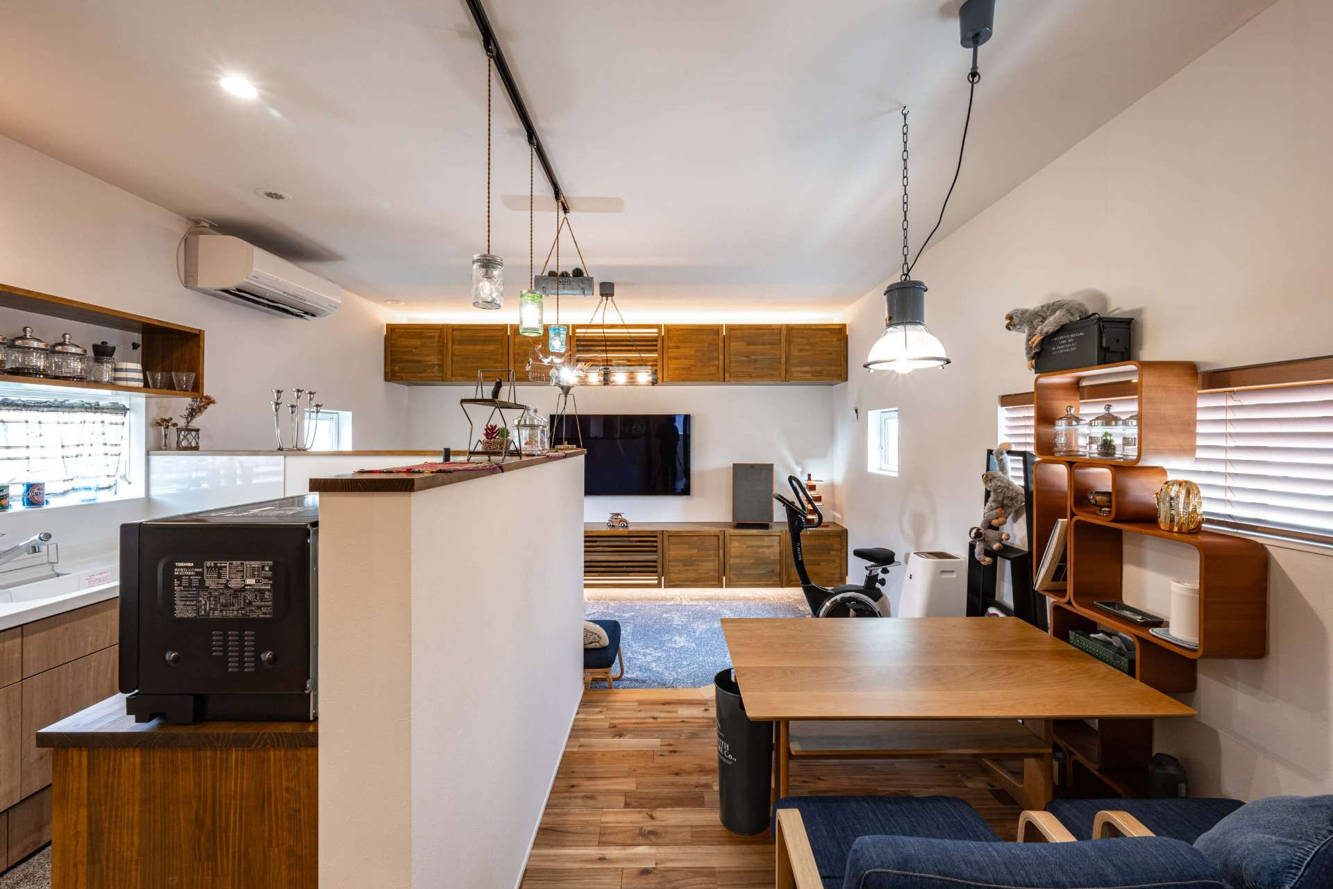 リビングやダイニングからキッチンが見えないから来客時も安心です