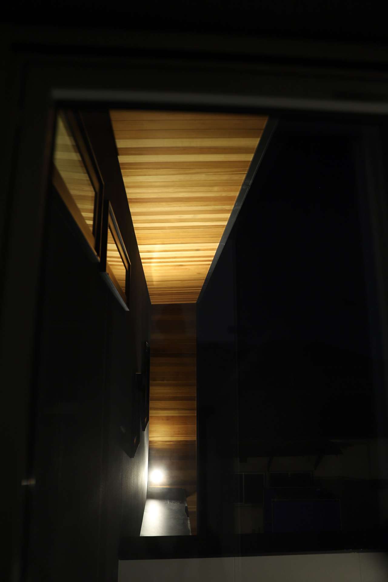 照明デザインが目を引く外観