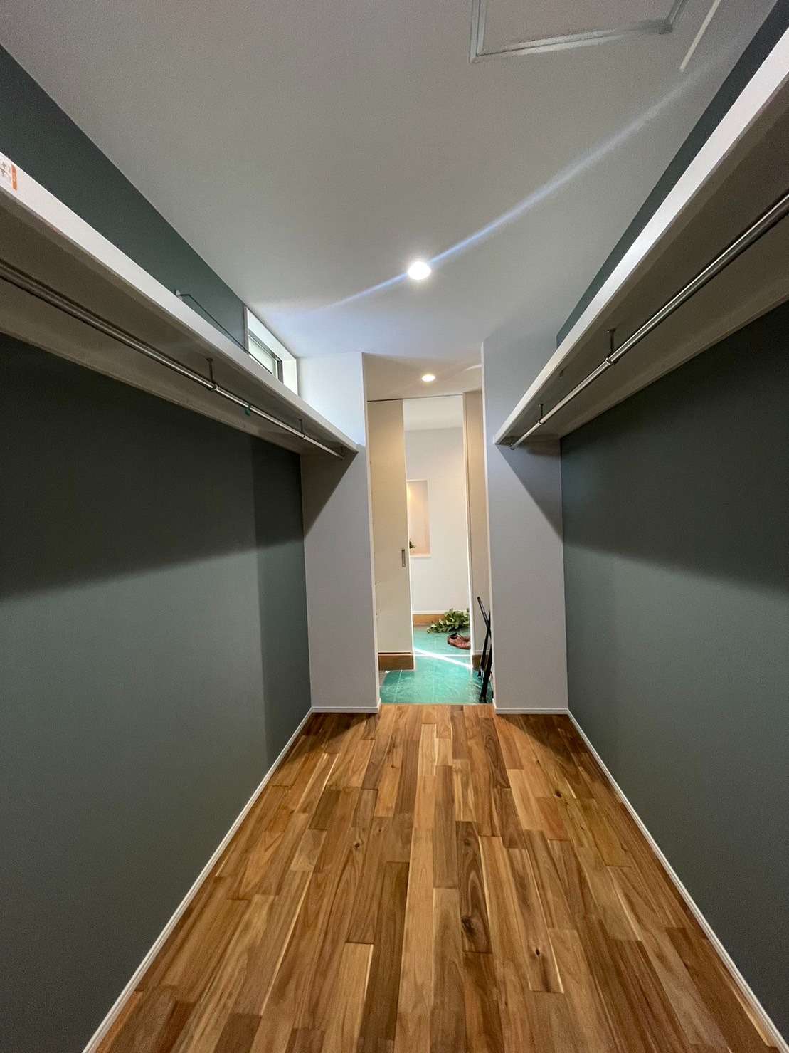 ウォークスルークローゼット