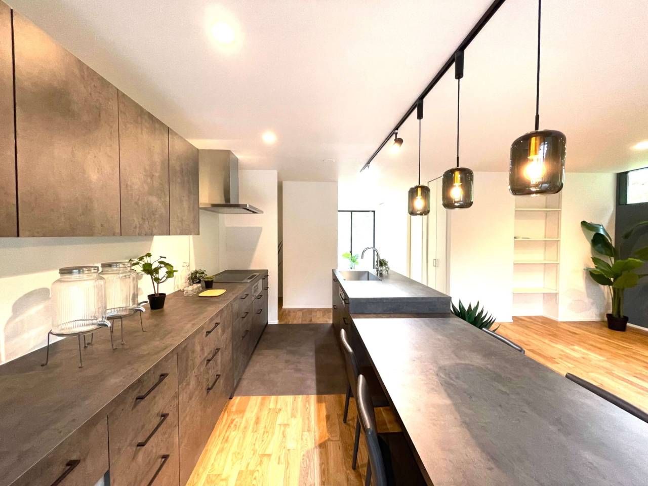 福岡県で叶える理想のキッチン: 注文住宅で作る暮らしの中心