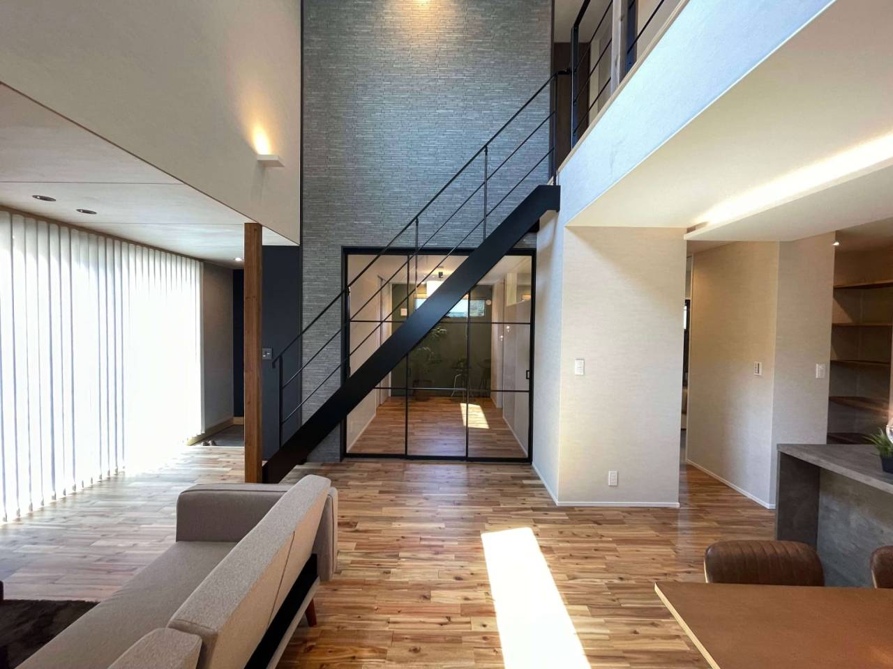 福津市で叶える！アイアン階段が魅力の注文住宅の新しい住まい方