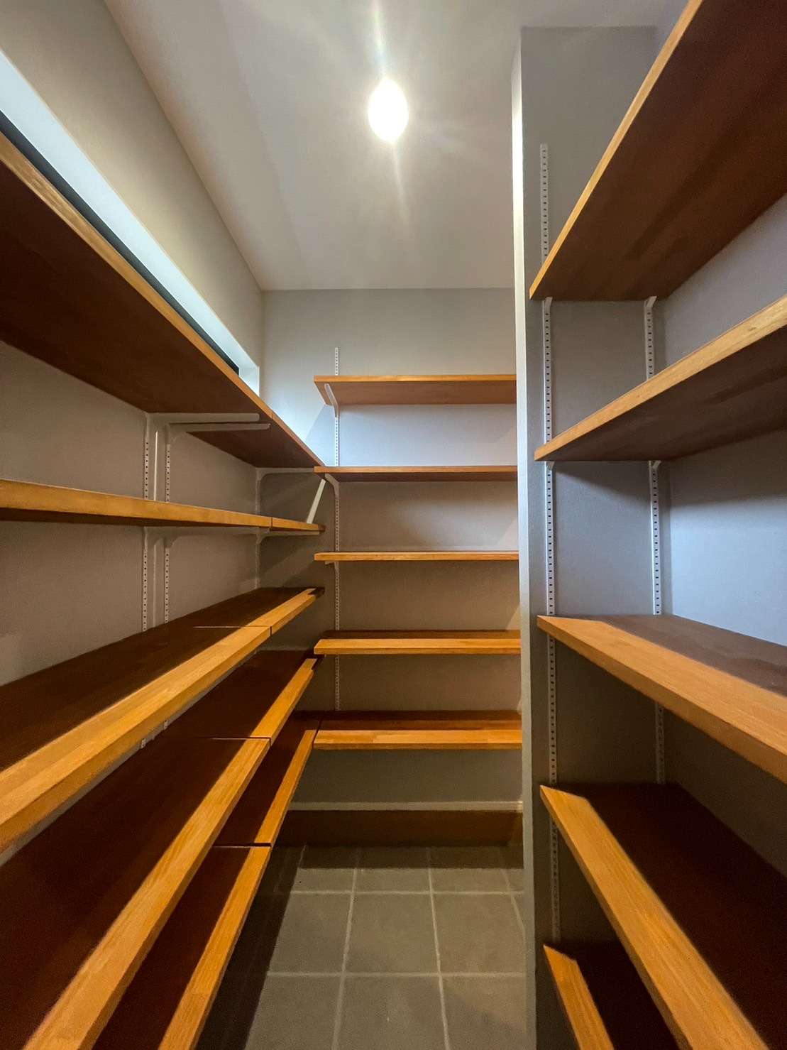 シューズクローク