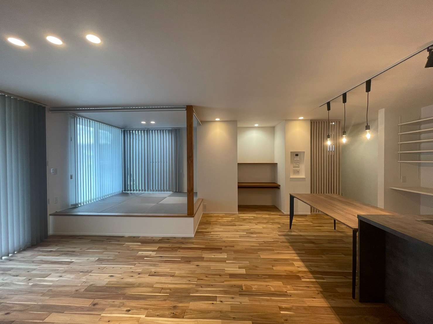 多機能な小上がりの和室