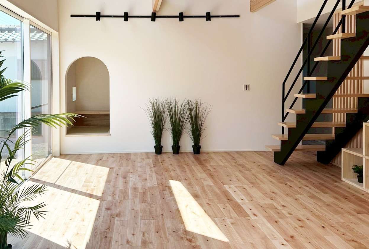 【福岡県福津市】リビングに併設した小上がり和室で楽しむ趣味の時間