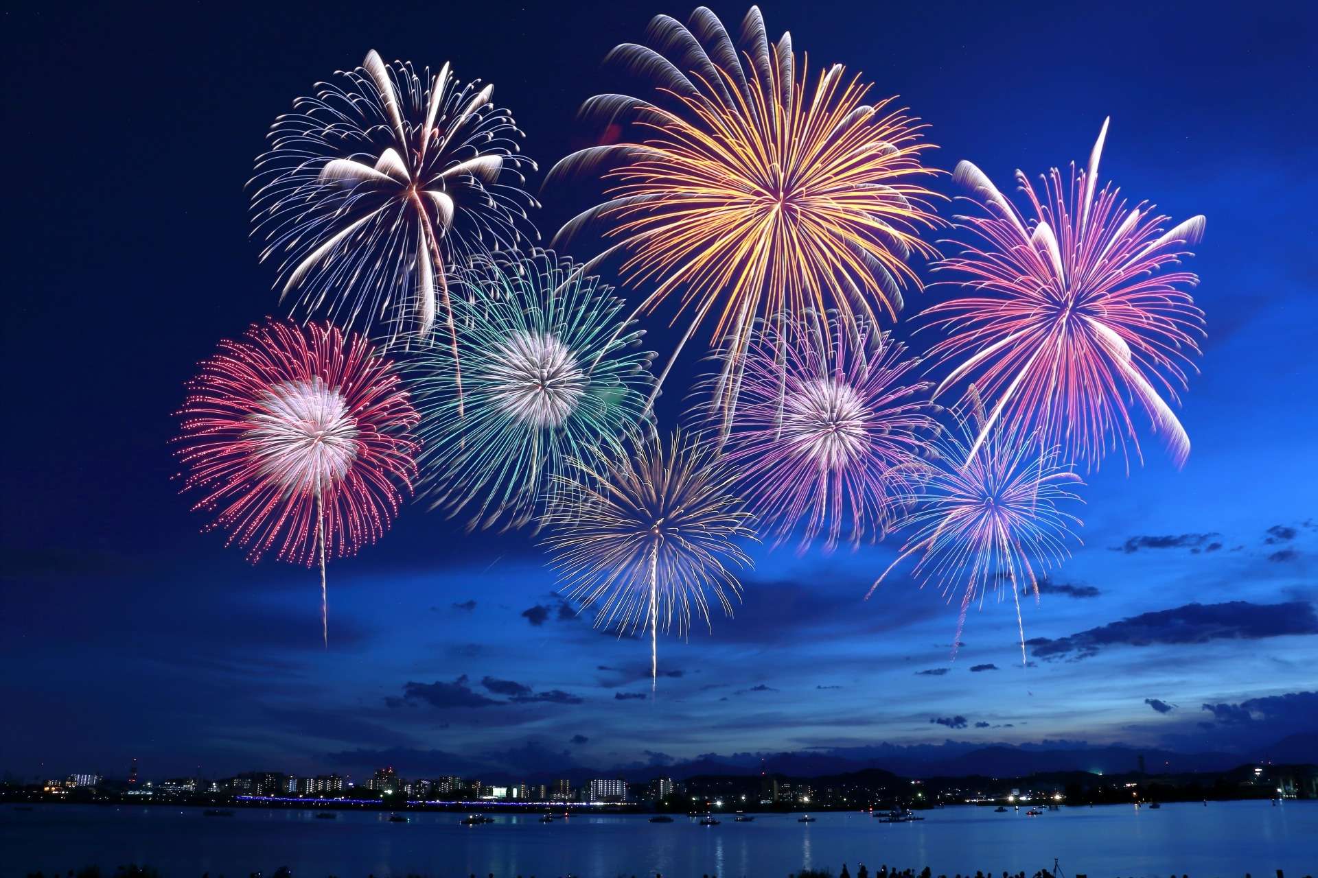 夏季休暇のお知らせ