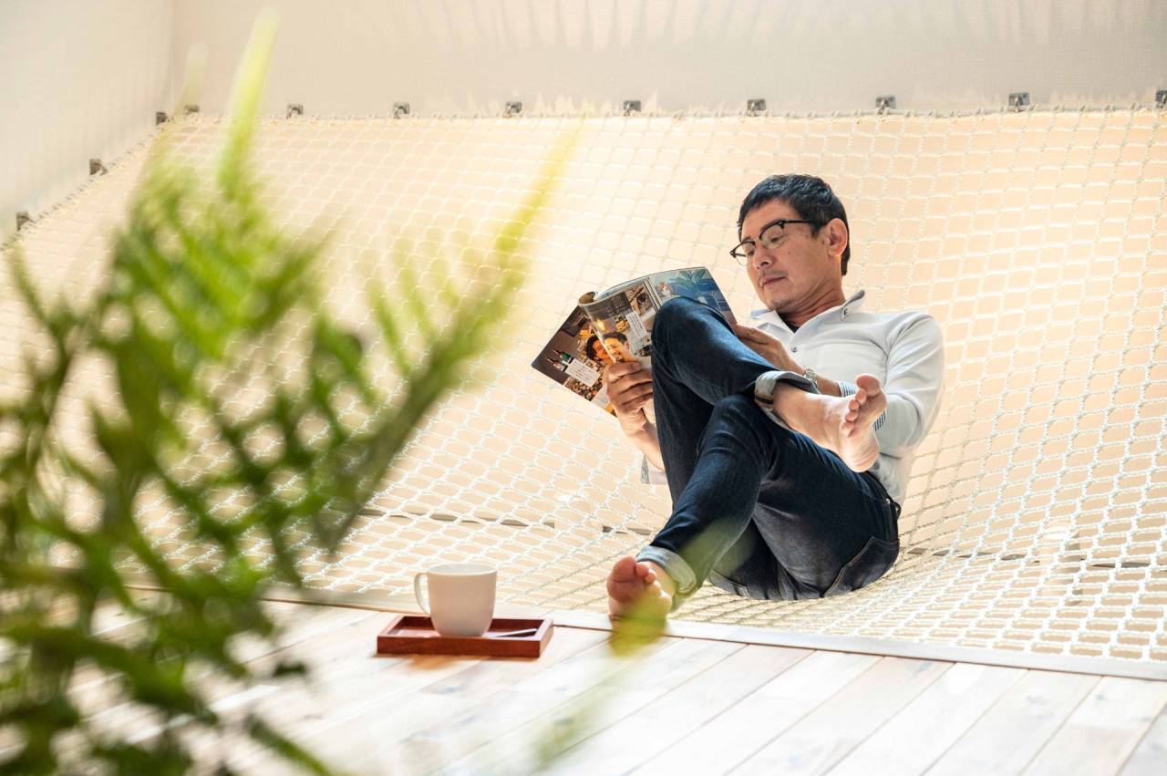 【福岡県福津市】高性能住宅の吹き抜けに設置したハンモック