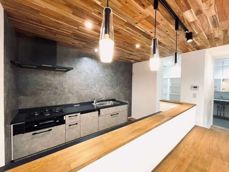 来客時も手元が見えないキッチン